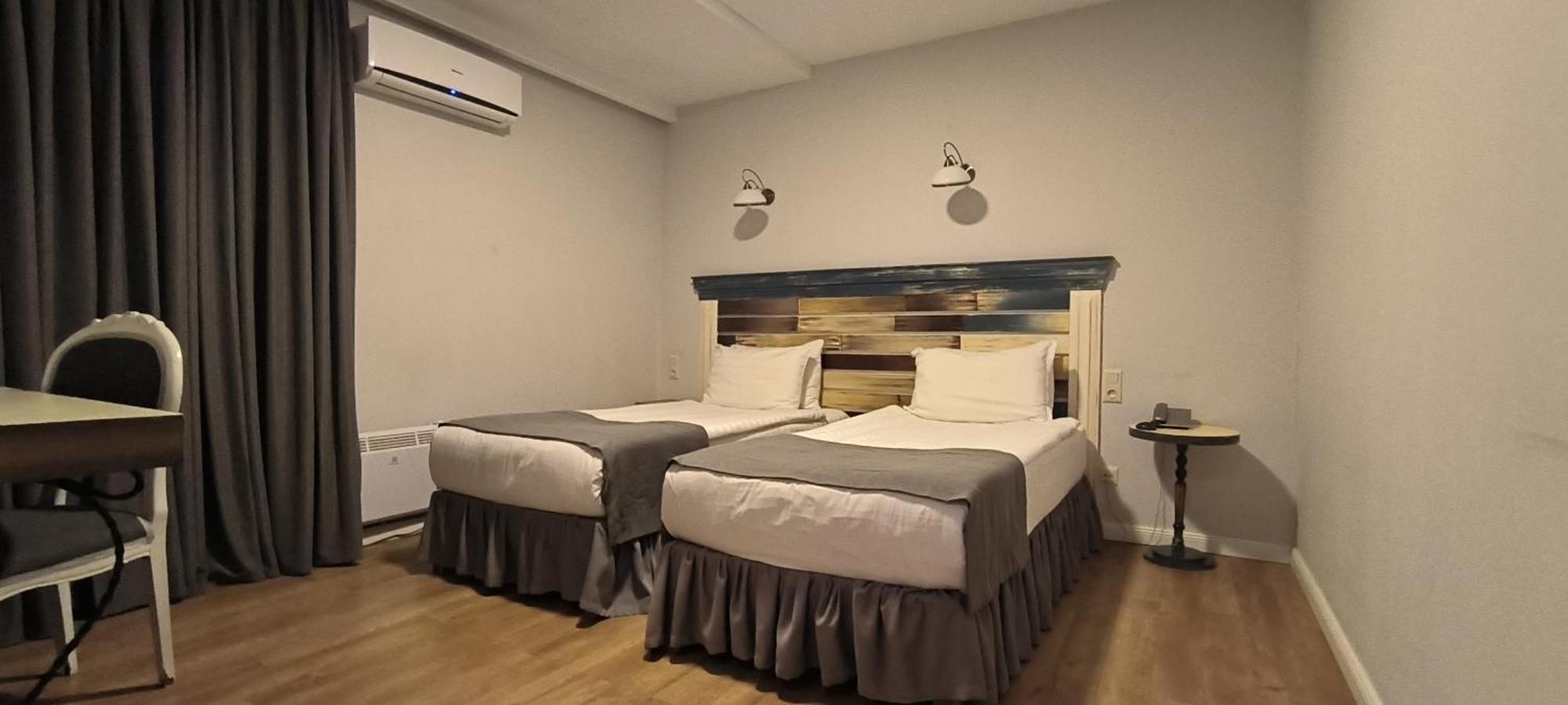 Prestige Palace - Esquisse Hotel Tbilisi Room photo