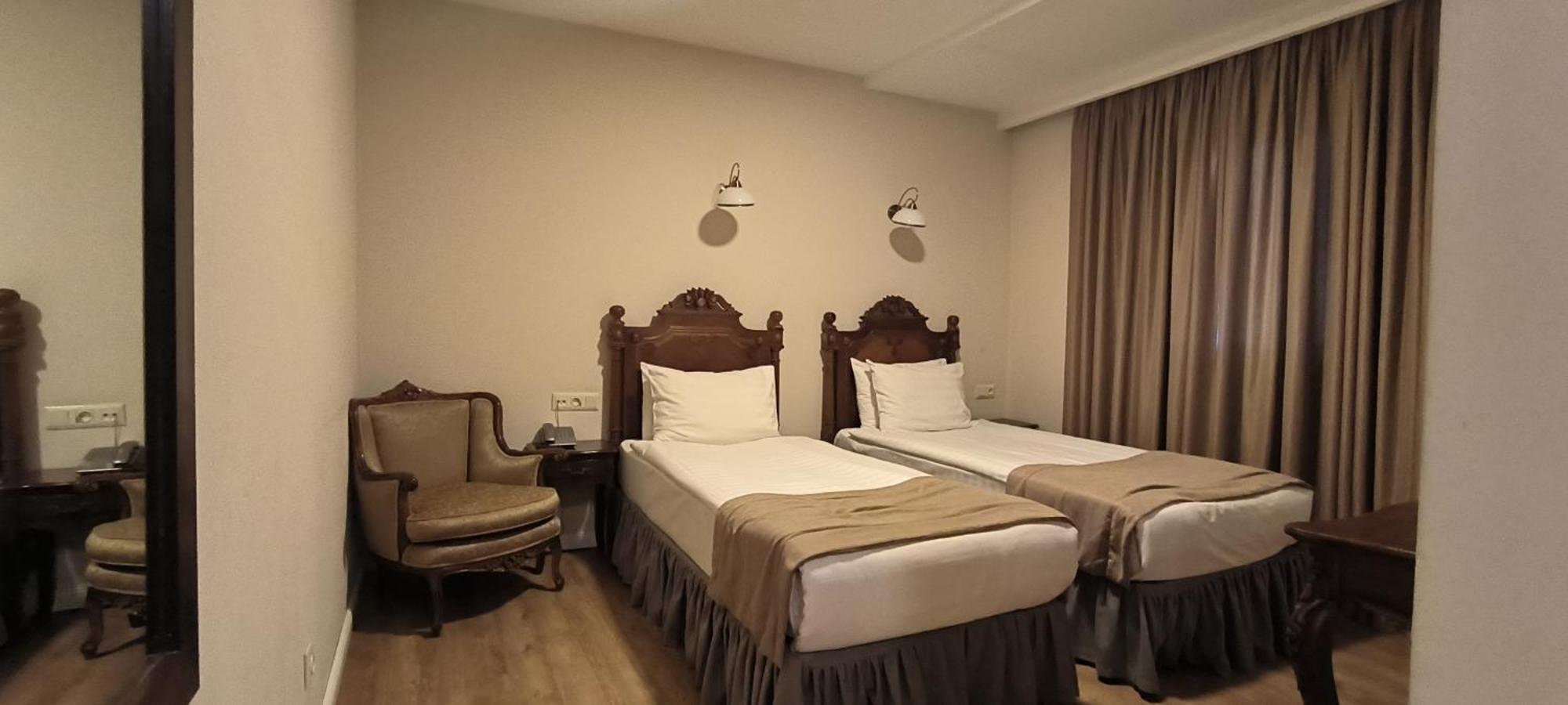 Prestige Palace - Esquisse Hotel Tbilisi Room photo