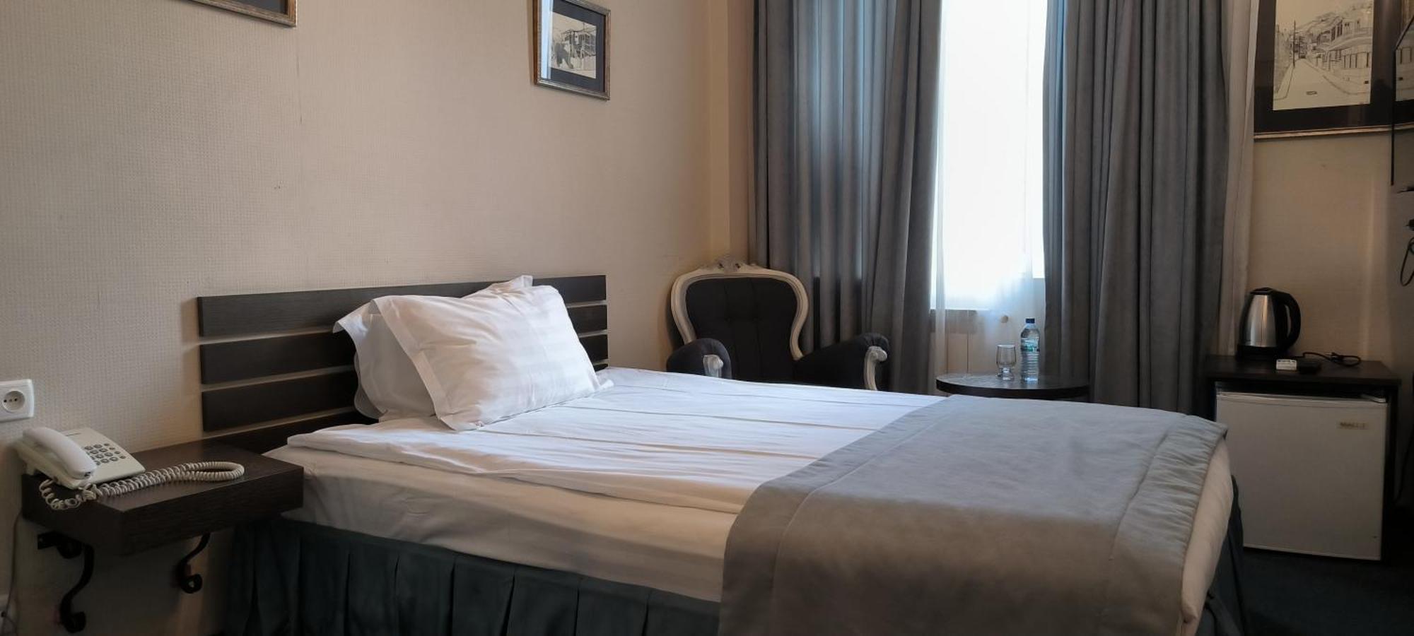 Prestige Palace - Esquisse Hotel Tbilisi Room photo